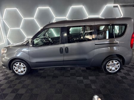 2017 Fiat Doblo - thumbnail 13