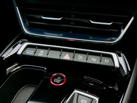 2024 Audi e-tron GT quattro - thumbnail 22