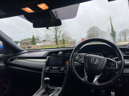 2018 Honda Civic - thumbnail 10