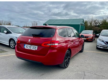 2018 Peugeot 308 - thumbnail 6