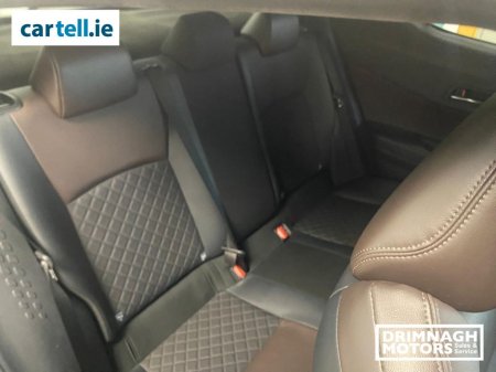 2018 Toyota C-HR - thumbnail 13