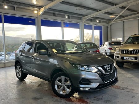 2017 Nissan Qashqai - view 3