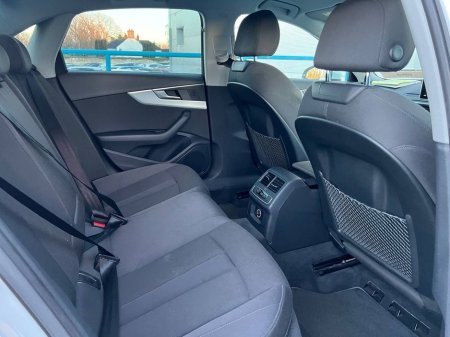 2016 Audi A4 S-LINE PACK 1.4 TFSI // FULL SERVICE HISTORY // NEW 19" S-LINE ALLOYS // APPLE CARPLAY/ANDROID AUTO €19,900 thumbnail