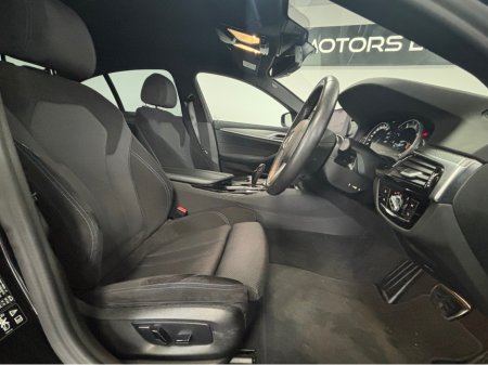 2020 BMW 5 Series - thumbnail 9