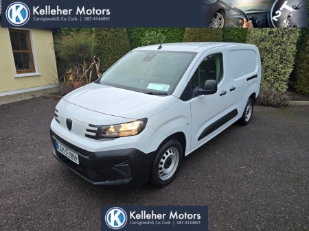 2024 Peugeot Partner  €17,950 thumbnail