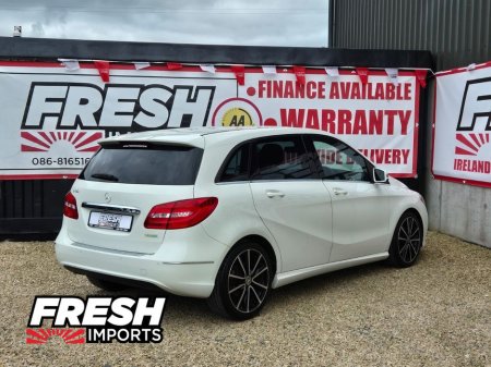 2014 Mercedes-Benz 180 *TOP SPEC MODEL* thumbnail