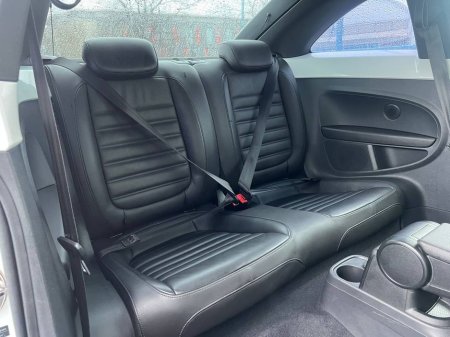 2014 Volkswagen Beetle DESIGN 1.2 TSI // LEATHER HEATED SEATS // PARKING SENSORS // 17" ALLOYS €11,950 thumbnail