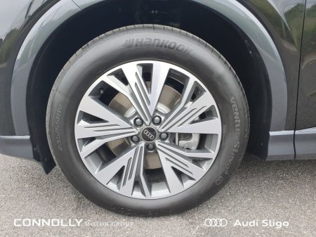 2025 Audi Q4 e-tron DEMO 45 Sport 286HP Auto - Larger Battery - Reversing Camera - Heated Seats - €49,450 thumbnail