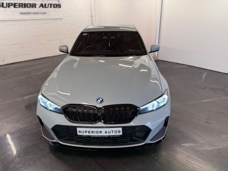 2022 BMW 3 Series - thumbnail 3