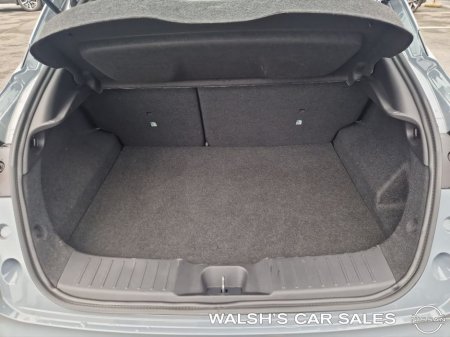 2025 Nissan Juke 1.6 HYB SV MY24 €30,900 thumbnail