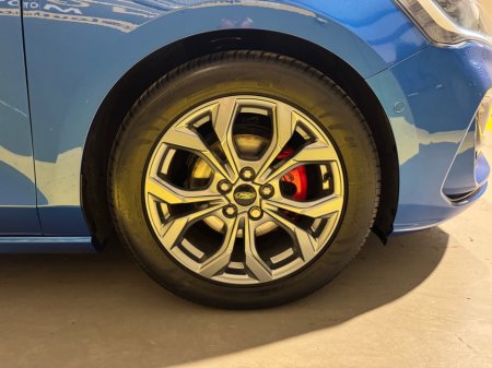 2023 Ford Focus - thumbnail 30