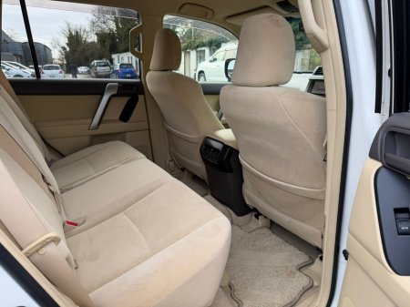 2017 Toyota Landcruiser  thumbnail