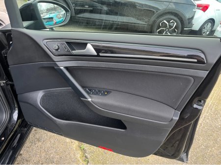 2019 Volkswagen Golf HIGHLINE AUTOMATIC 1.4 PETROL //LOW MILES//REVERSE CAMERA//KEYLESS ENTRY//ADAPTIVE CRUISE CONTROL// €19,950 thumbnail