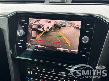 2022 Volkswagen Passat BUSINESS 2.0TDI 122PS **DSG AUTO** €27,950 thumbnail