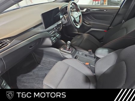 2024 Ford Focus ST LINE - LOW MILEAGE - Wireless Apple CarPlay & Android Auto €26,995