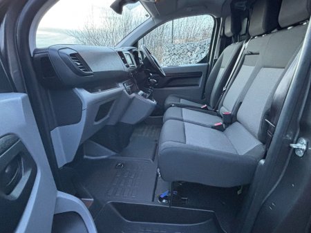 2022 Citroen Dispatch 1000 ENT PRO B-H XL ENTERPRISE BLUEHDI S/S €15,086 thumbnail