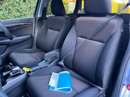 2016 Honda Fit F-PACKAGE 1.5 HYBRID // SERVICE HISTORY // REVERSE CAMERA // DIGITAL CLIMATE CONTROL €10,900 thumbnail