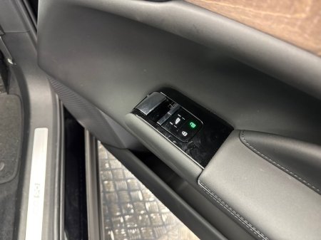 2026 Volvo ES90 - thumbnail 11