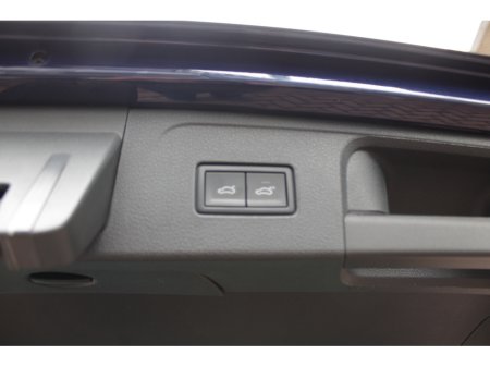 2019 Volkswagen Passat - thumbnail 19