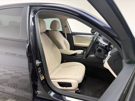 2019 BMW 5 Series 530E SE AUTO €23,990 thumbnail