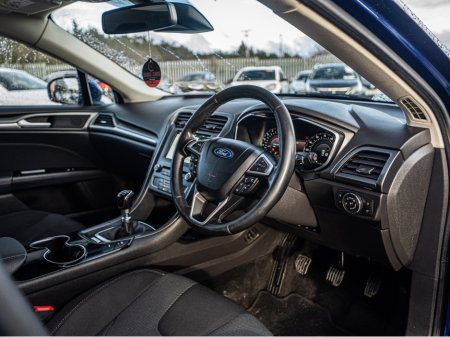 2016 Ford Mondeo 162 Mondeo 2.0d TITANIUM/New NCT/1yr warranty €12,888 thumbnail