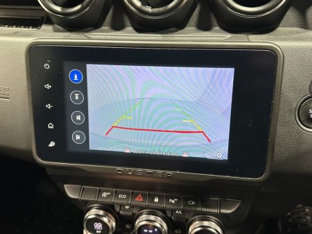 2022 Dacia Duster Prestige Petrol €19,400 thumbnail