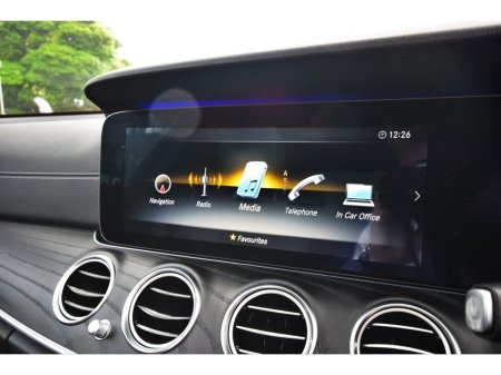 2020 Mercedes-Benz E Class - thumbnail 21