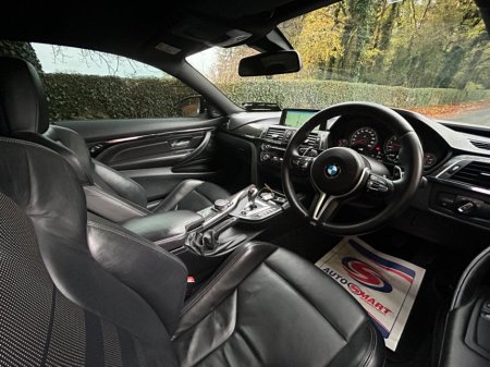 2016 BMW M4 - thumbnail 9