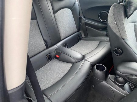 2014 MINI Hatch - view 2