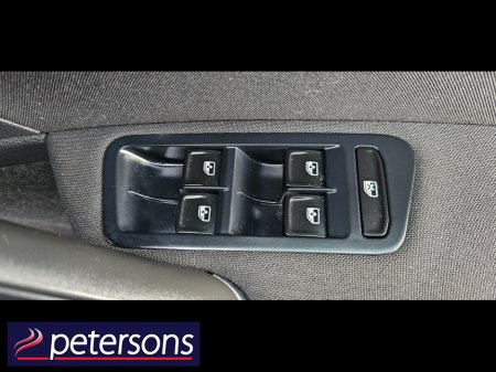 2017 Volkswagen Golf VOLKSWAGEN GOLF 1.2 PETROL AUTOMATIC - LOW MILEAGE €17,950 thumbnail