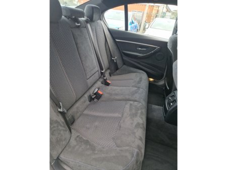 2018 BMW 3 Series - thumbnail 15