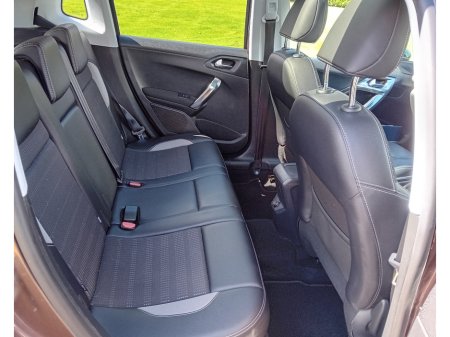 2014 Peugeot 2008 - photo 5