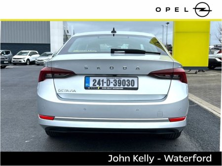 2024 Skoda Octavia - thumbnail 5