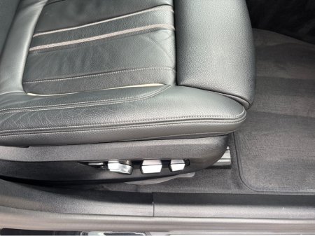 2022 BMW 5 Series - thumbnail 18