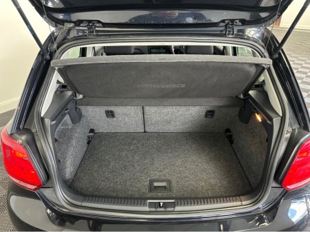 2011 Volkswagen Polo - thumbnail 11