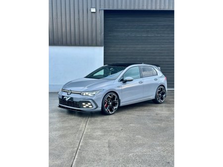 2024 Volkswagen Golf  €45,995 thumbnail