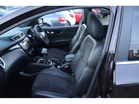 2017 Nissan Qashqai N-VISION 360 Huge Spec New Timing Belt Exceptional Condition! €13,995 thumbnail