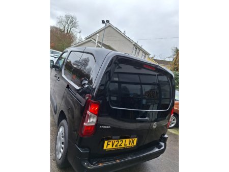 2022 Vauxhall Combo 2000 SPORTIVE TD L1H1 €13,500 thumbnail