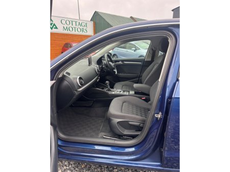 2015 Audi A3  €14,950 thumbnail