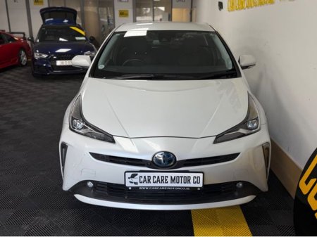 2022 Toyota Prius - thumbnail 2