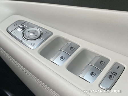 2021 Hyundai Santa Fe 1.6 PHEV 4WD Executive Plus Auto thumbnail