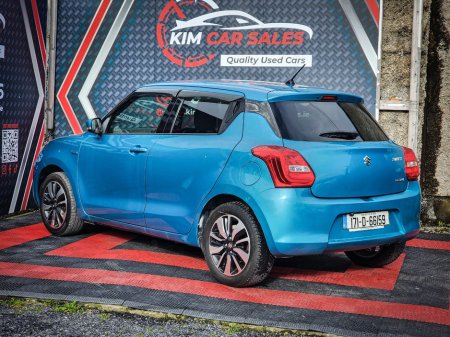 2017 Suzuki Swift - thumbnail 12