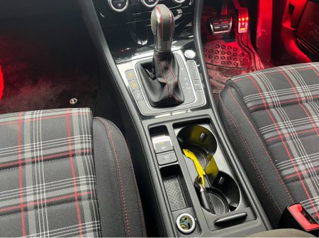 2018 Volkswagen Golf - thumbnail 18