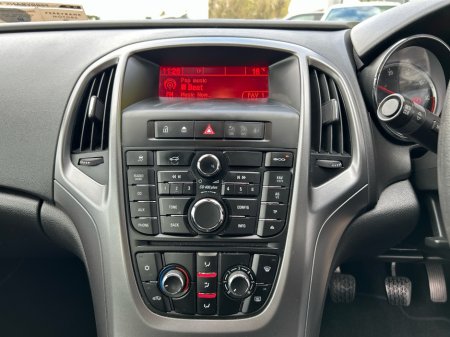 2017 Opel Astra - thumbnail 9