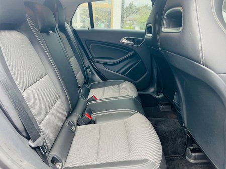 2018 Mercedes-Benz CLA Class - thumbnail 17