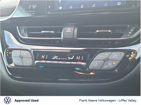 2018 Toyota C-HR SOL AUTO HYBRID 1.8 * *FULL LEATHER* *DIAMOND CUT ALLOYS* *CARPLAY* *HEATED SEATS* *BLIND SPOT* *NEW NCT* *12 MONTHS FRANK KEANE WARRANTY* *FINANCE AVAILABLE* €21,995 thumbnail