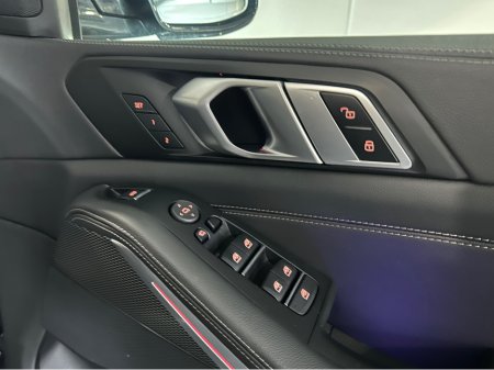 2022 BMW X5 XDRIVE45E M SPORT AUTO €59,950 thumbnail