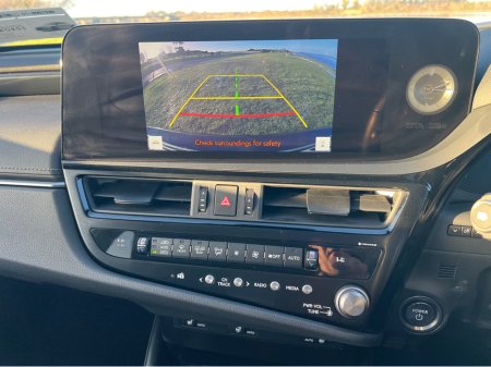 2022 Lexus ES 300 H 300H CVT thumbnail