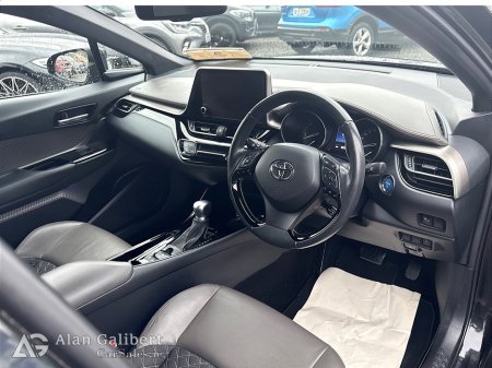 2023 Toyota C-HR 1.8 Petrol HYBRID SOL AUTO €114 PW €23,995 thumbnail