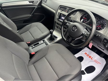 2015 Volkswagen Golf 1.6 TDI MATCH BLUEMOTION 105PS 5 5DR €11,950 thumbnail